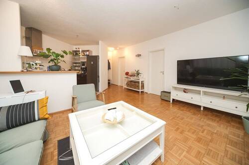 Erdgeschoss Wohnen - 2 Zimmer Terrassenwohnung in Düsseldorf