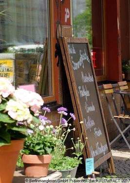 Urbane Straßencafes - 