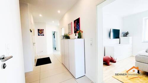 Wohnung im gleichen Haus, sehr ähnl. Ausstattung - 