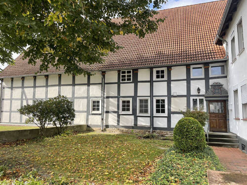 Haupteingang Bauernhaus - 1 Zimmer Mehrfamilienhaus, Wohnhaus zum Kaufen in Bad Salzuflen-Grastrup-Hölsen