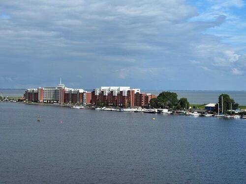 Lage am Wasser - 3 Zimmer Etagenwohnung in Wilhelmshaven