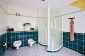 Wohnhaus 1.OG Bad - 