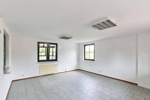 Gewerbe 1. OG - 