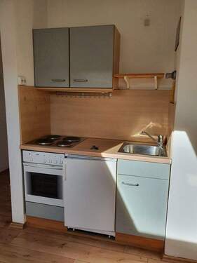 Küchenzeile - 2 Zimmer Etagenwohnung in Regensburg