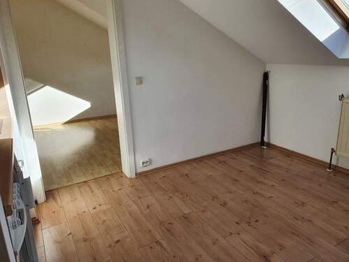 Wohnbereich / Schlafzimmer - Etagenwohnung mit 27,60 m² in Regensburg zum Kaufen