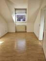 Schlaf- und Arbeitszimmer - 