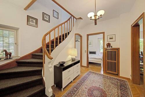 Entree - 7 Zimmer Einfamilienhaus zum Kaufen in Dortmund