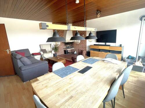 Wohn-Essraum mit Kamin - Etagenwohnung zur Miete in Bornheim