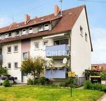 Großzügiges Wohnen: Fünf-Zimmer-Wohnung mit zwei Balkonen, Gartenanteil und Carport - Ludwigshafen am Rhein Oppau