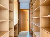 Begehbarer Ankleide - 