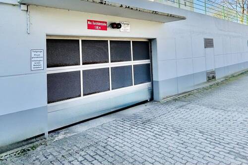 Einfahrt Tiefgarage - 