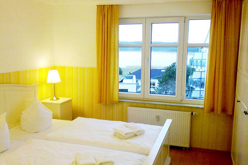 Schlafzimmer - Etagenwohnung mit 57,00 m² in Binz zum Kaufen