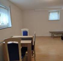 Souterrain-Wohnung mit EBK in Butzbach!