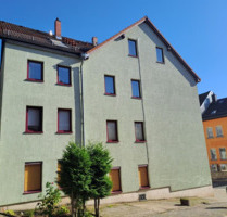 Charmantes Mehrfamilienhaus mit drei Wohneinheiten und großem Entwicklungspotenzial - Apolda