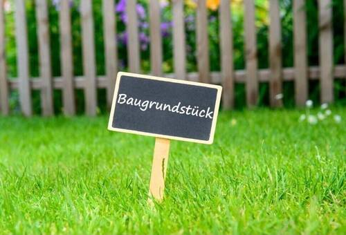 Muster - Herrliche Aussicht am Südhang - Baugrundstück in Waldrandlage in Schlüchtern-Herolz