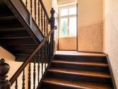 Treppenhaus - 2 Zimmer Etagenwohnung zum Kaufen in Leipzig