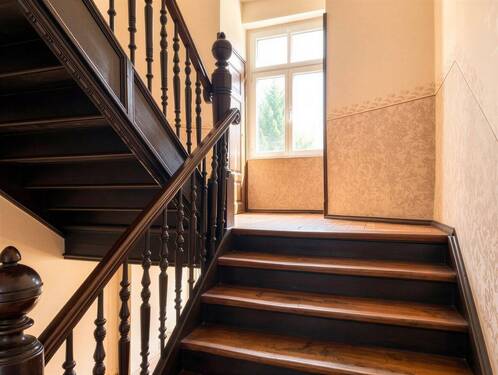Treppenhaus - 2 Zimmer Etagenwohnung zum Kaufen in Leipzig