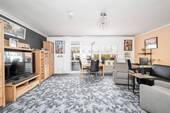 Wohnzimmer - 2 Zimmer Etagenwohnung zum Kaufen in Berlin