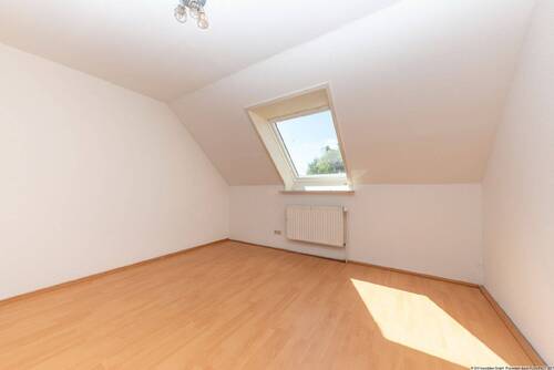 Zimmer 1 - 