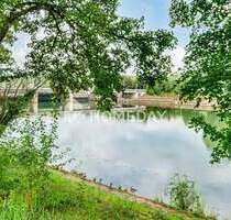 Gepflegtes 3-Familienhaus mit möblierten Einheiten und Terrasse mit Neckarblick - Stuttgart Hofen