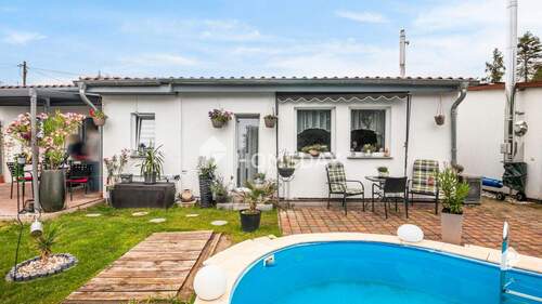 Haus A Außenansicht 1 - Bungalow mit 180,00 m² in Arnstadt zum Kaufen