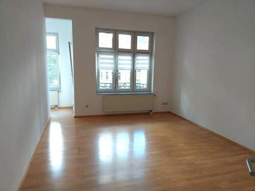 Wohnzimmer - 3 Zimmer Etagenwohnung in Gera