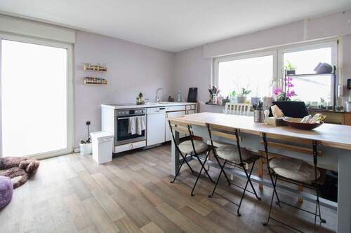 Eingang Küche - 6 Zimmer Einfamilienhaus in Hungen