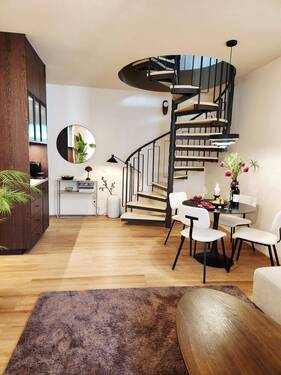 Elegante Wendeltreppe - 