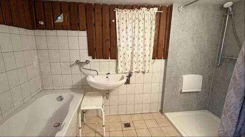 Badezimmer - EG - Einfamilienhaus mit 120,00 m&sup2; in Ebersbach-Neugersdorf zum Kaufen