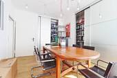 Büroraum mit Konferenztisch - Büro zur Miete in München