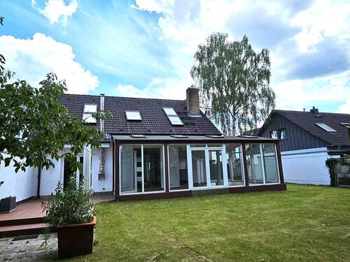 Ansicht Garten - 4 Zimmer Einfamilienhaus in Köln