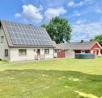 Zwei Häuser - ein Preis: Mehrgenerationen-Paradies: Holzbungalow & Siedlungshaus bei Ratzeburg - Ziethen