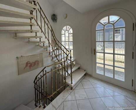 EG - Diele-Treppenhaus - Einfamilienhaus mit 232,00 m&sup2; in Weinbach / Fürfurt zum Kaufen
