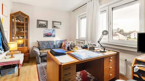 Büro 1 - Etagenwohnung mit 107,00 m² in Rüsselsheim am Main zum Kaufen