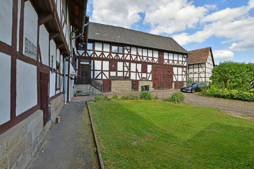 Bild3 - 6 Zimmer Mehrfamilienhaus, Wohnhaus in Staufenberg