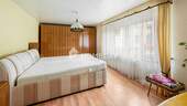 1. OG Schlafzimmer 1 - 