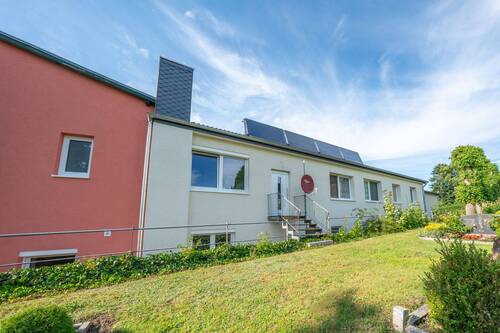 Hausansicht - Etagenwohnung mit 69,30 m² in Hohenaspe zum Kaufen