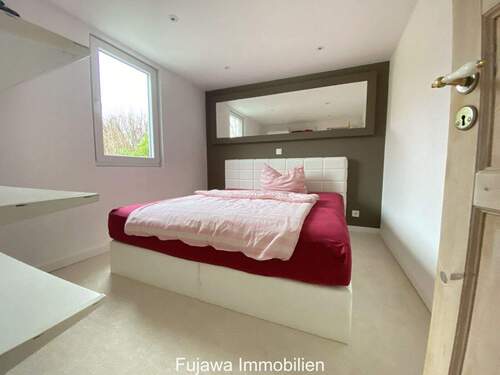 Schlafzimmer EG - 