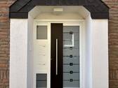 Eingangstür - 4 Zimmer Etagenwohnung in Moers