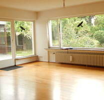 Trier Mariahof Bungalow - als Reihenbungalow mit einer Gesamt- Whfl. von ca. 232 m² mit Garage