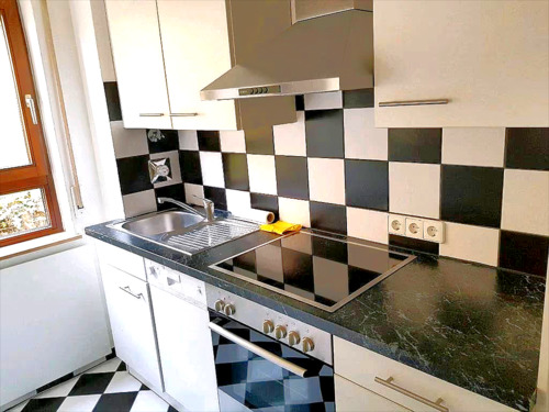 776e5a08-10b7-4b67-9307-d415d1bff048 - 