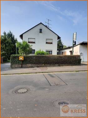 Bild 1 - Innerstädtische Entwicklungsfläche o. 2 Familienwohnhaus mit Scheune ehem. Gaststätte Steinau Stadt