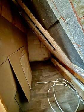 DG, Raum 1, später mit Gaube - 