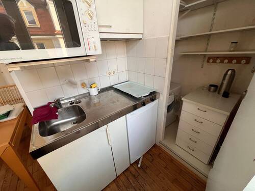 EBK mit Abstellraum und WM - 