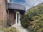 Gang zur Garage - 