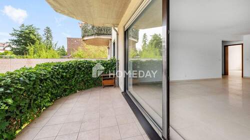 Balkon 1 - 4 Zimmer Etagenwohnung in Köln