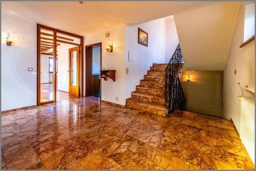 Empfangsdiele EG - Einfamilienhaus mit 146,40 m² in Sinzheim zum Kaufen