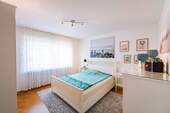 Schlafzimmer EG - 