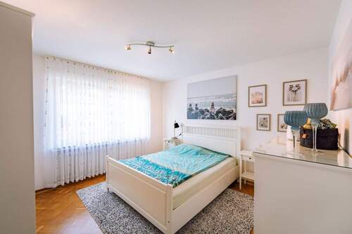 Schlafzimmer EG - 