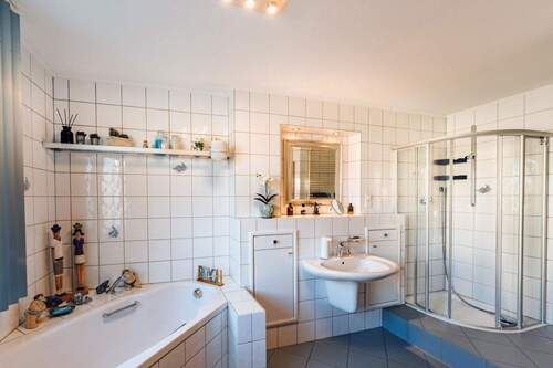Badezimmer DG Dusche - 